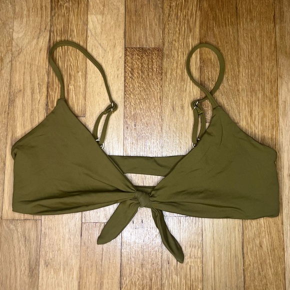 L*Space Bikini Top - Picture 3 of 6